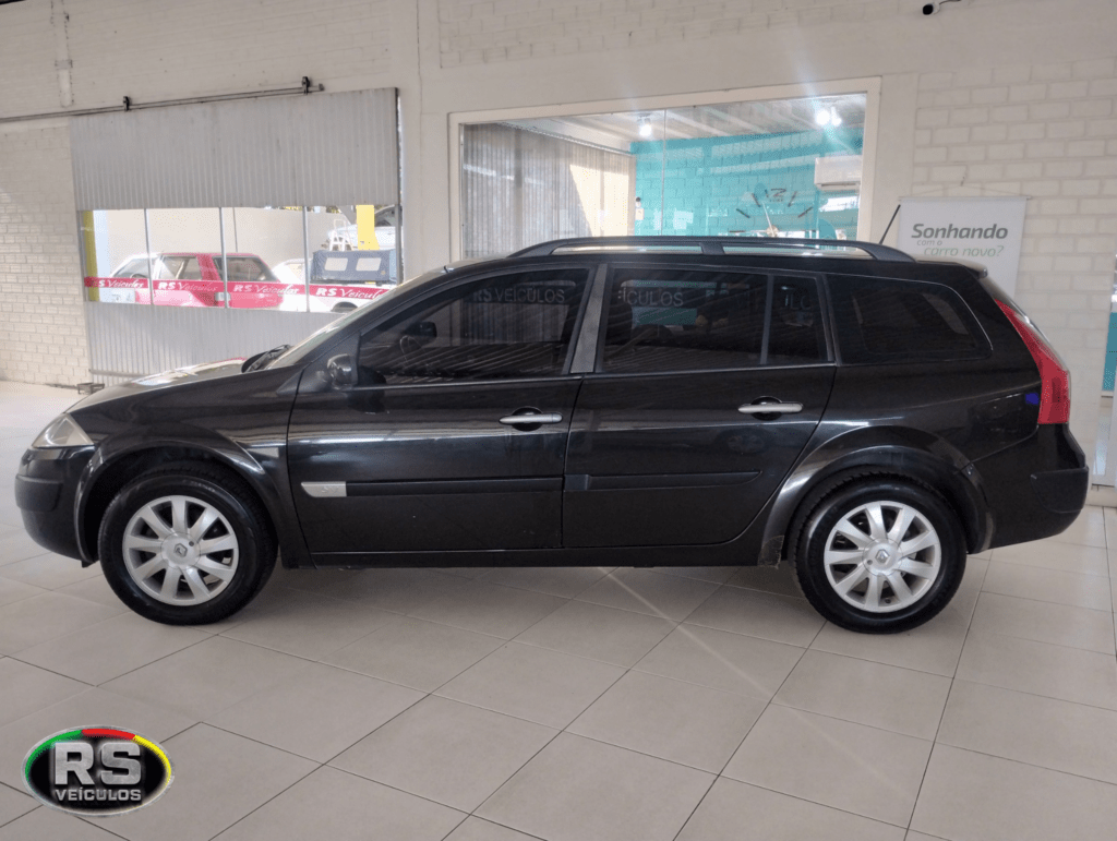Renault Megane Grand Tor Dynam 2013 1.6 Hi-Flex Completa