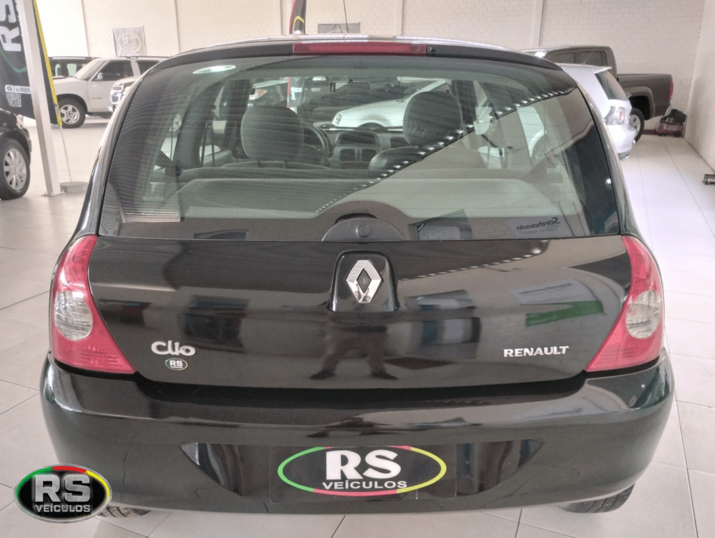 Renault Clio Campus 1.0 Hi-Flex 2011
