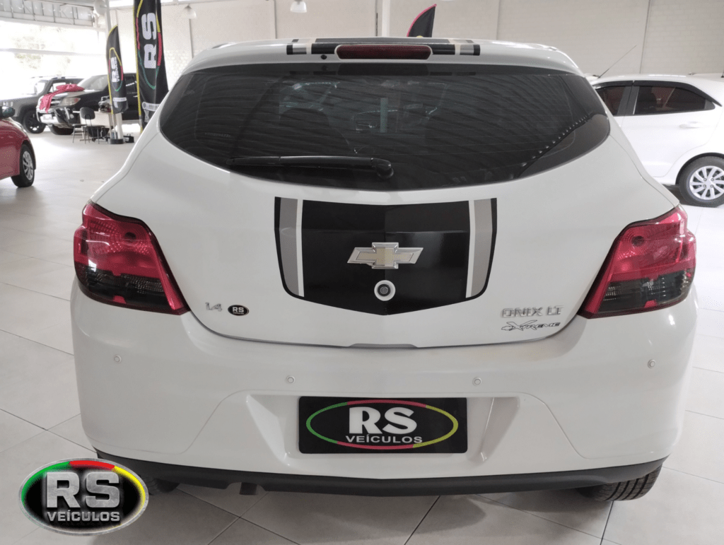 Chevrolet Onix 1.4 Lt 2013 Completo