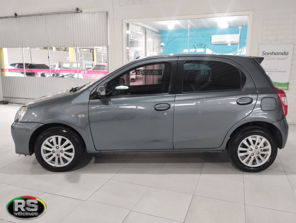 Toyota Etios 1.5 Xls 2014 Completo