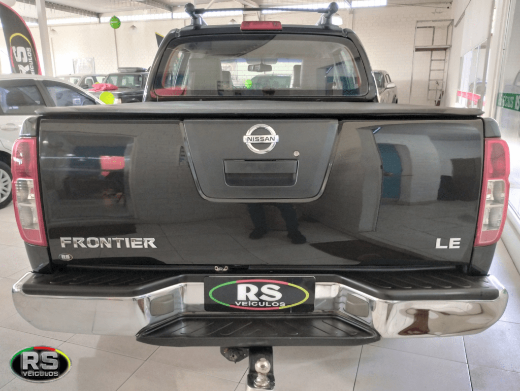 Nissan Frontier 2.5 Le Cd Diesel Cambio Automático 2013