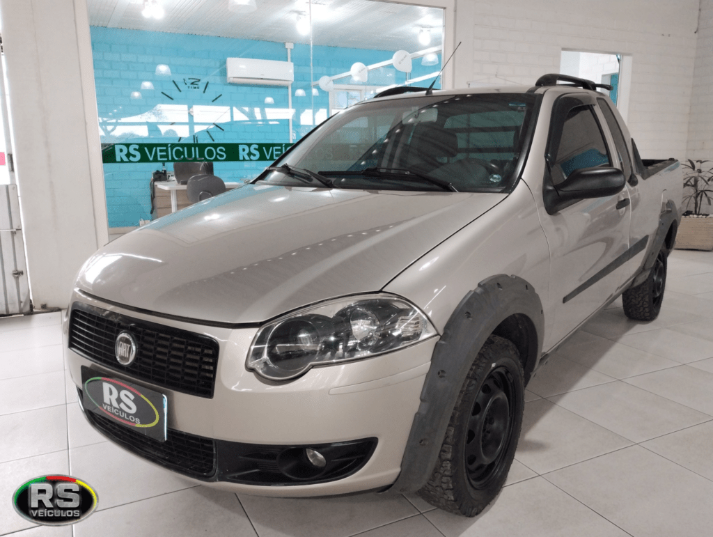 Fiat  Strada Trekking CE 1.4 Flex 2010