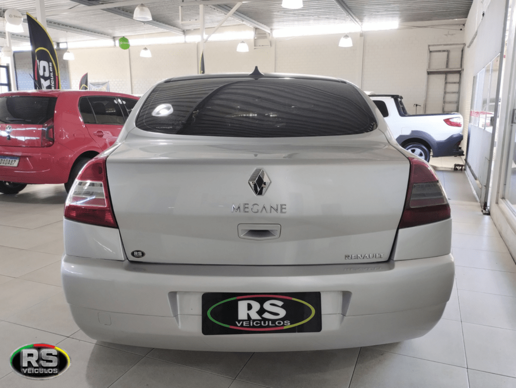 Renault Megane 1.6 Dynamique Hi Flex 2010