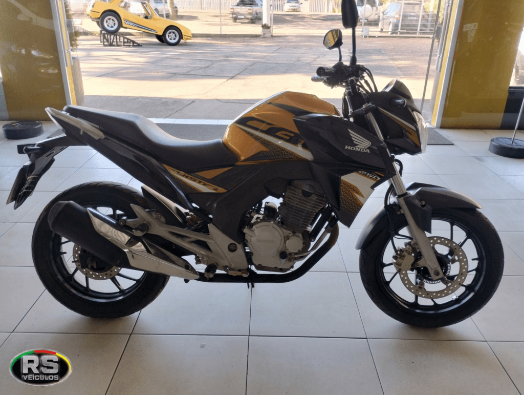 Honda Twister 250cc Flexone 2020