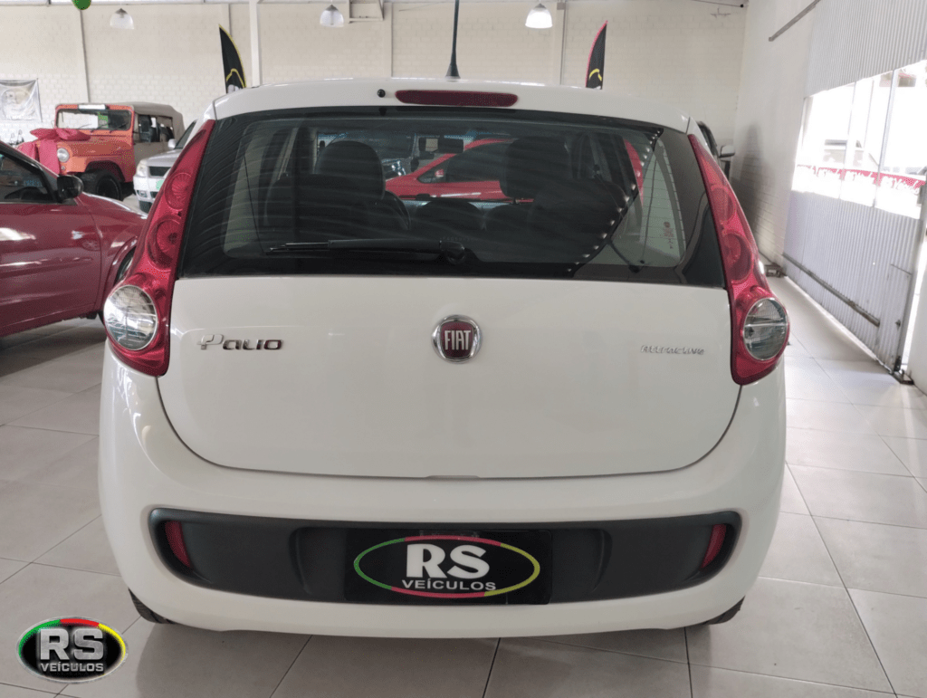 Fiat Palio Attractive 1.0 Flex 2015