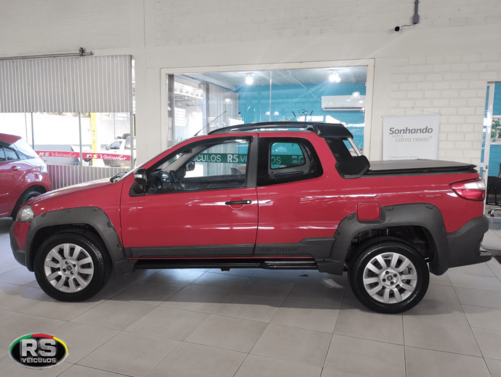 Fiat Strada Adv 1.8 Flex 2015 Completo