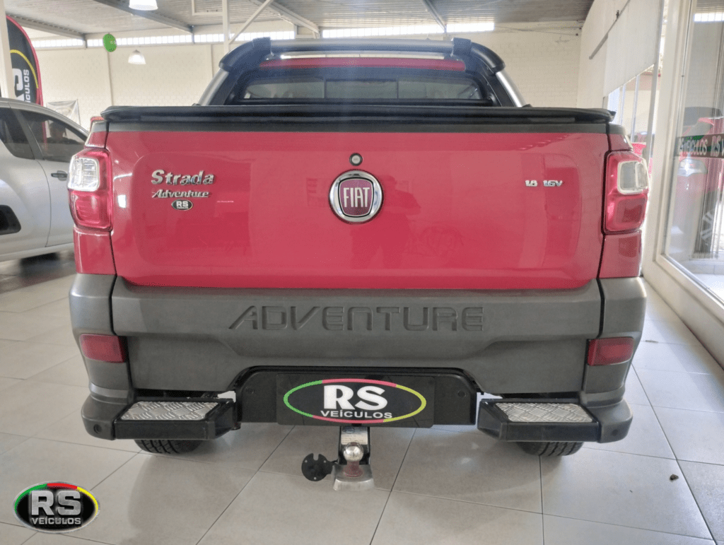 Fiat Strada Adv 1.8 Flex 2015 Completo