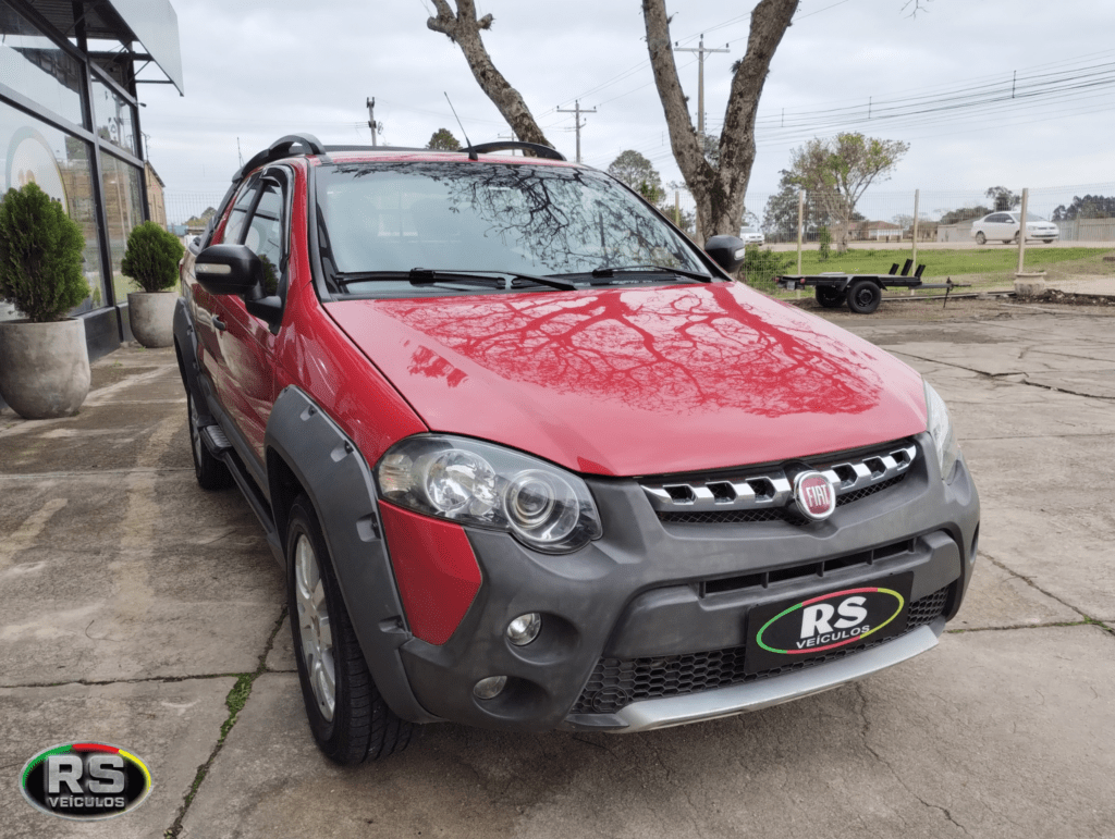 Fiat Strada Adventure Cd 1.8 Flex 4 Lugares 2015