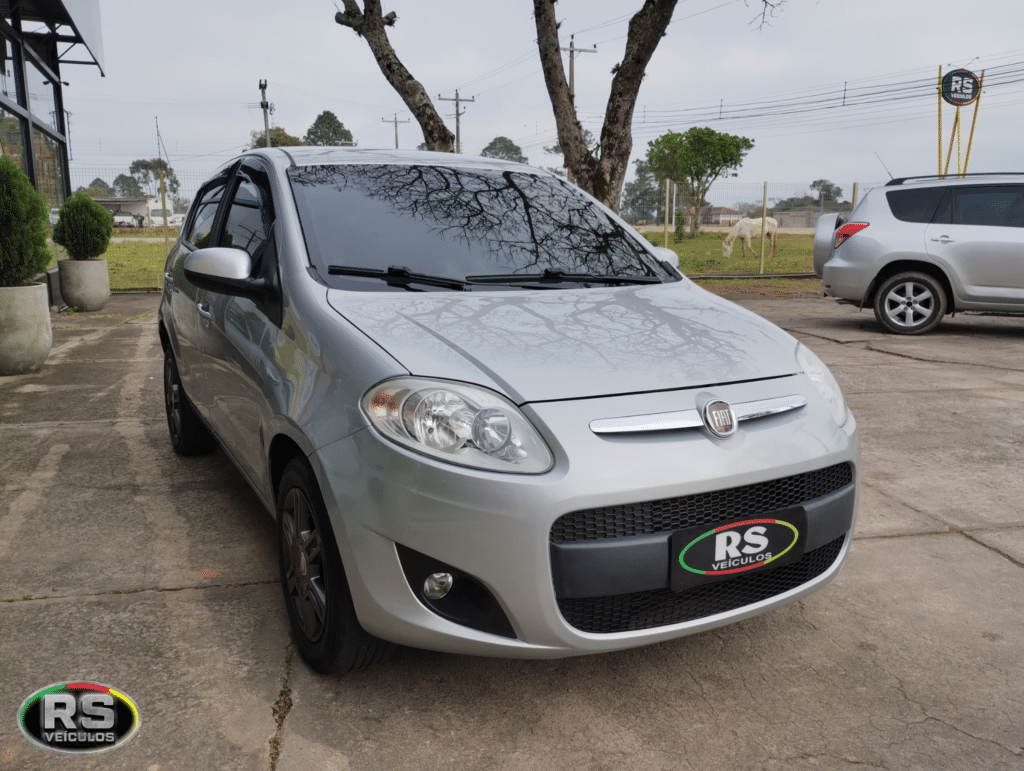 Fiat Palio Attractive 1.4 Flex 2012 Completo